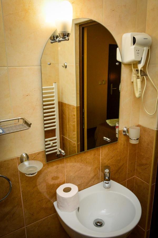 Hotel Vrazhdebna