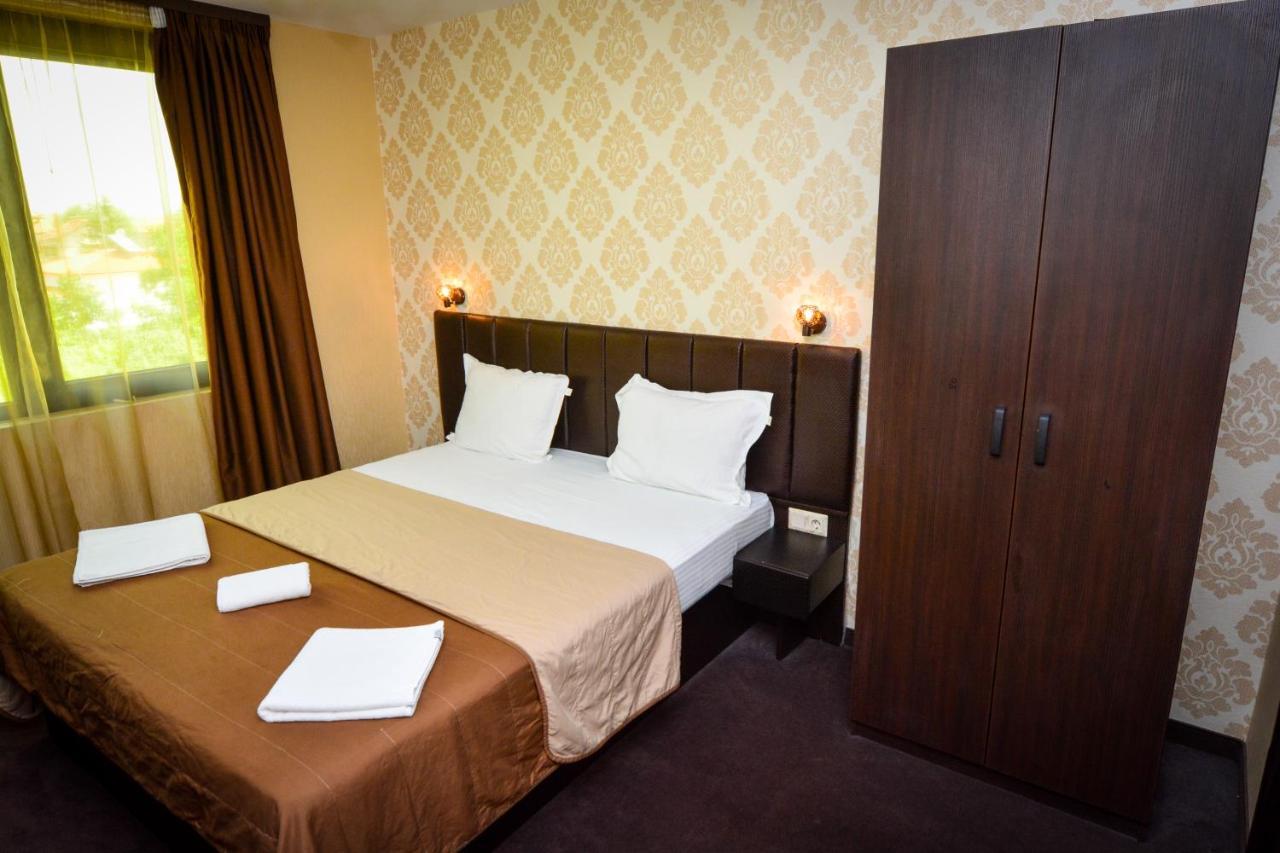 Hotel Vrazhdebna Sofia