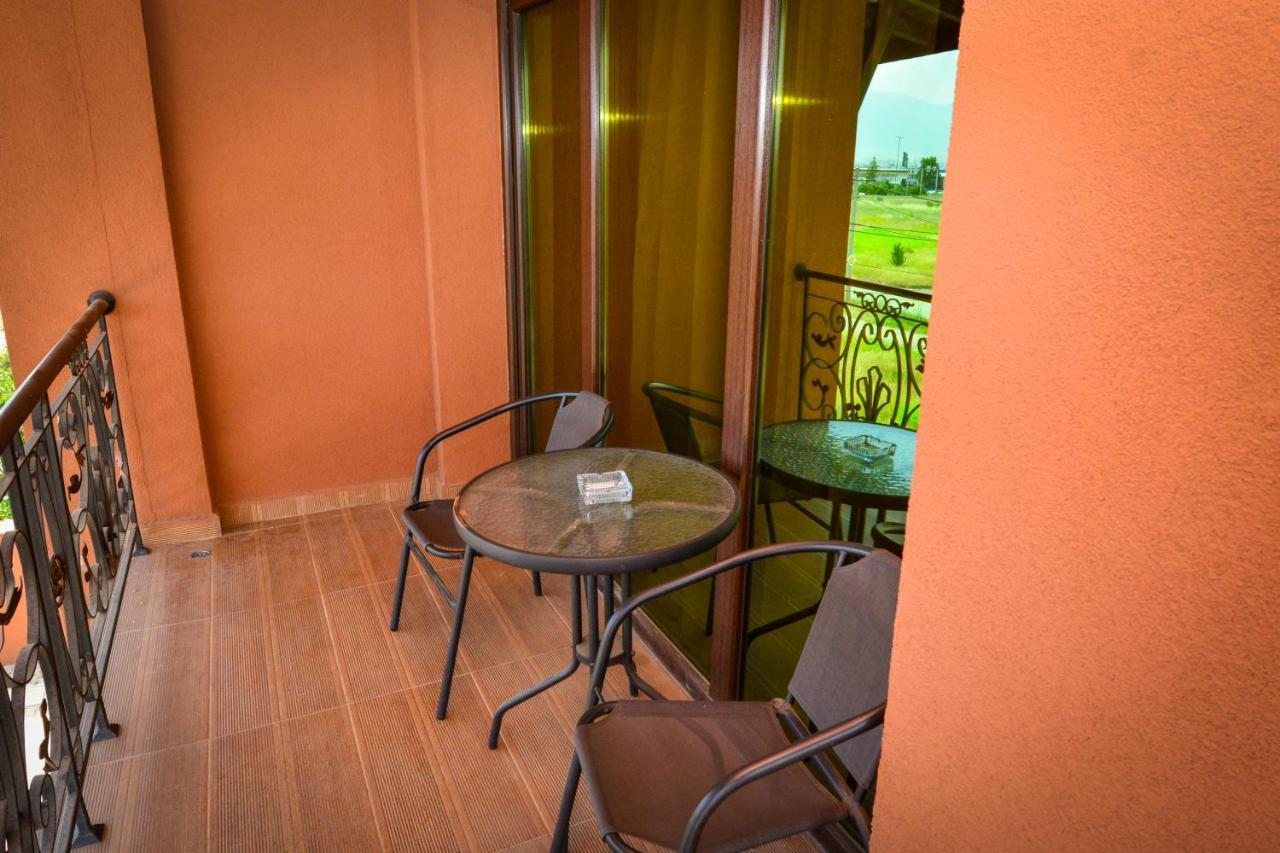 Hotel Vrazhdebna